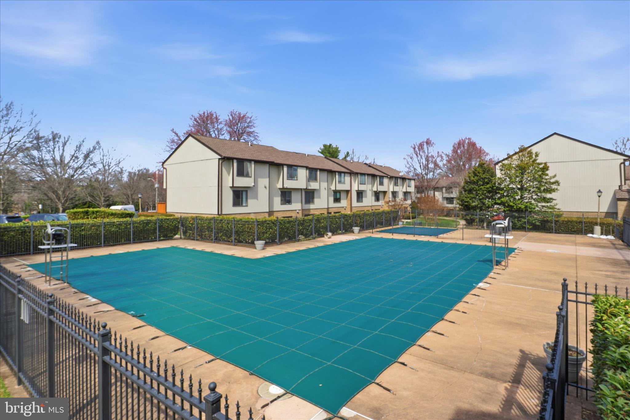 THE WESTERLIES - Residential