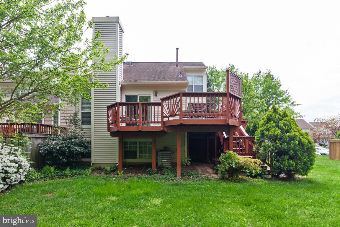 WOODGATE VILLAGE - Residential