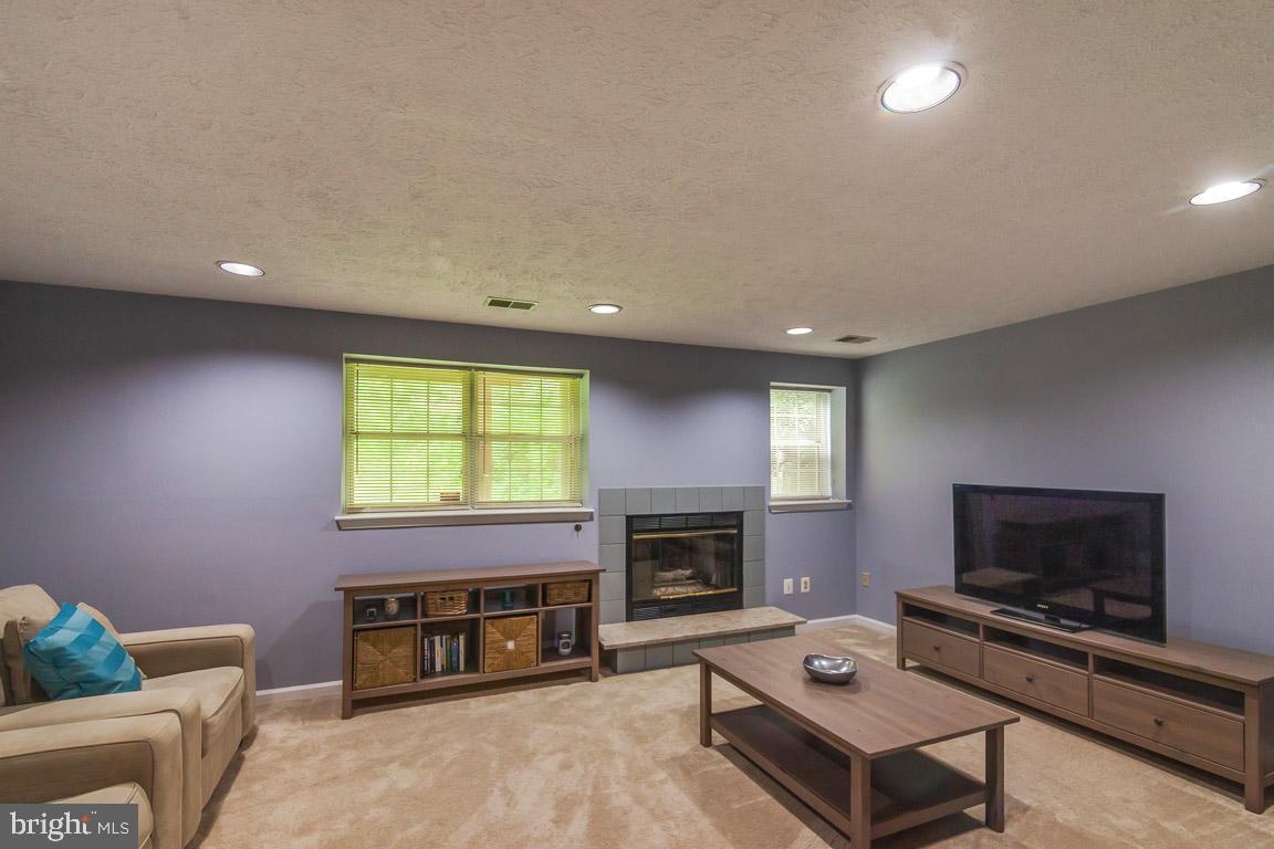 WOODGATE VILLAGE - Residential