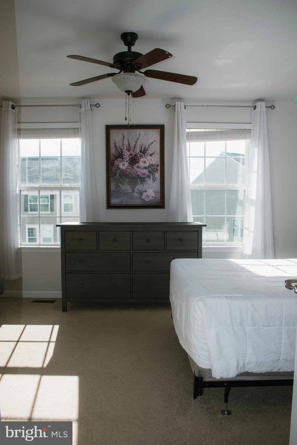 HERITAGE CROSSING CONDOMINIUM - Residential