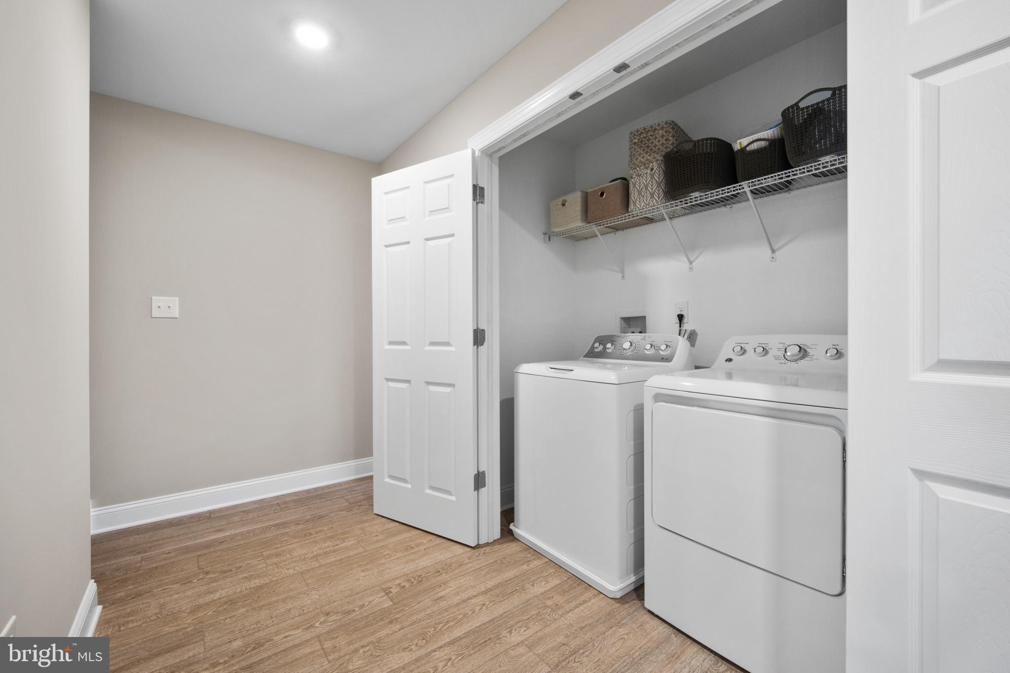 RADCLIFFE COURT - Residential