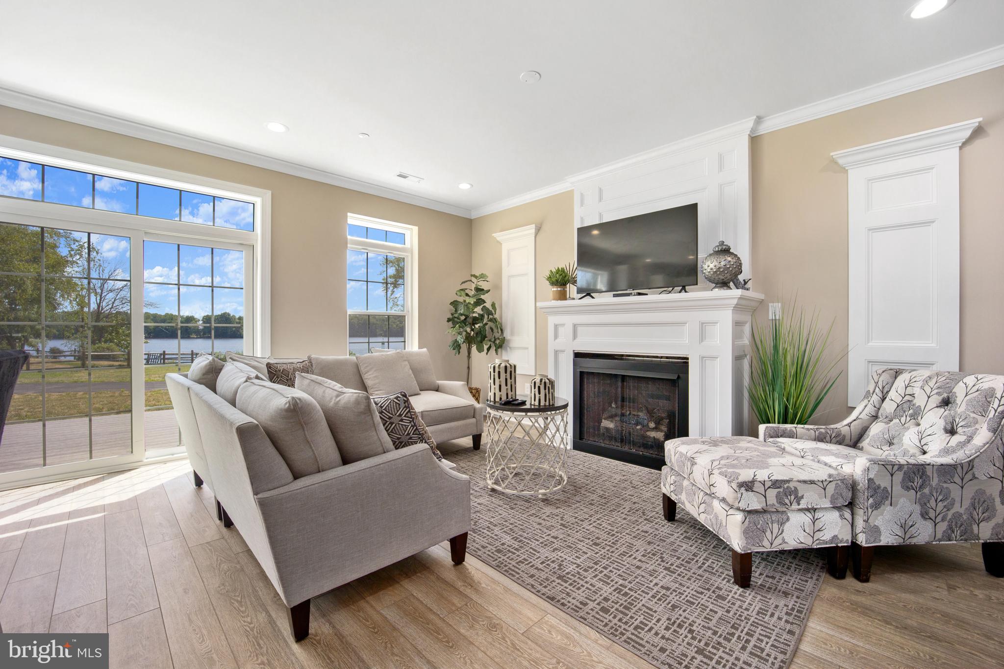 RADCLIFFE COURT - Residential