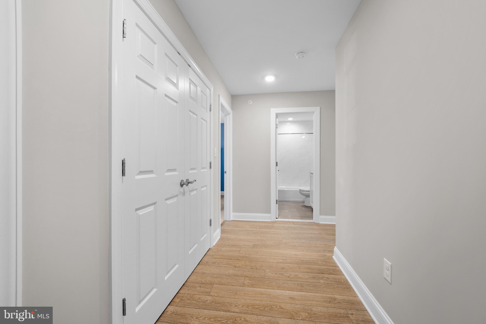 RADCLIFFE COURT - Residential