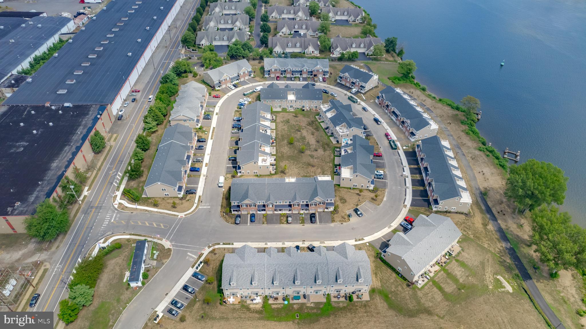 RADCLIFFE COURT - Residential