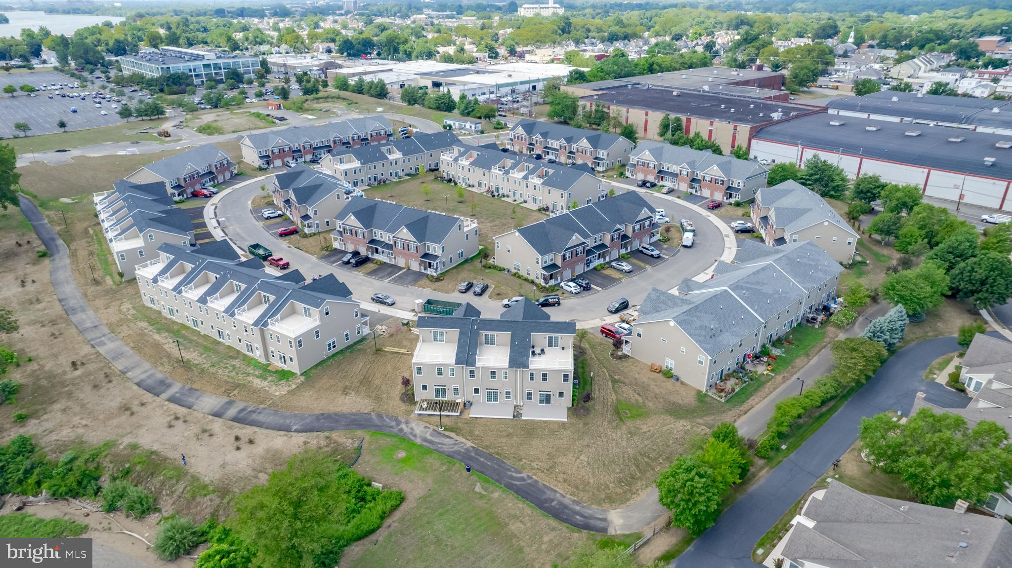 RADCLIFFE COURT - Residential