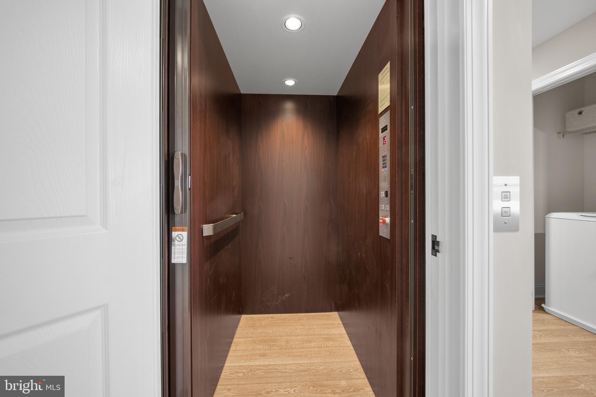 RADCLIFFE COURT - Residential