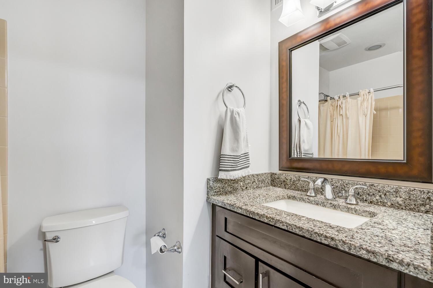 POTOMAC LAKES - Residential