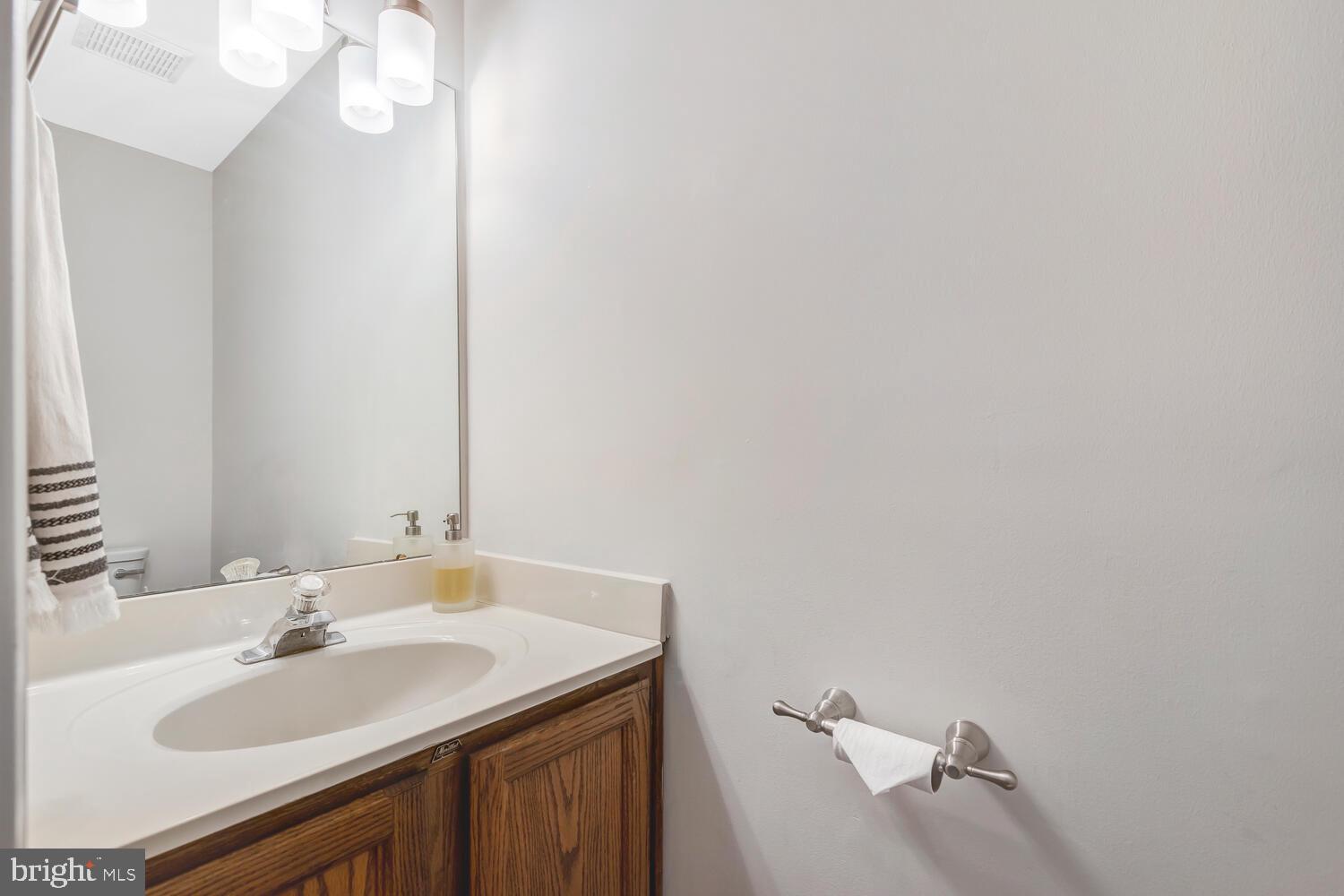 POTOMAC LAKES - Residential