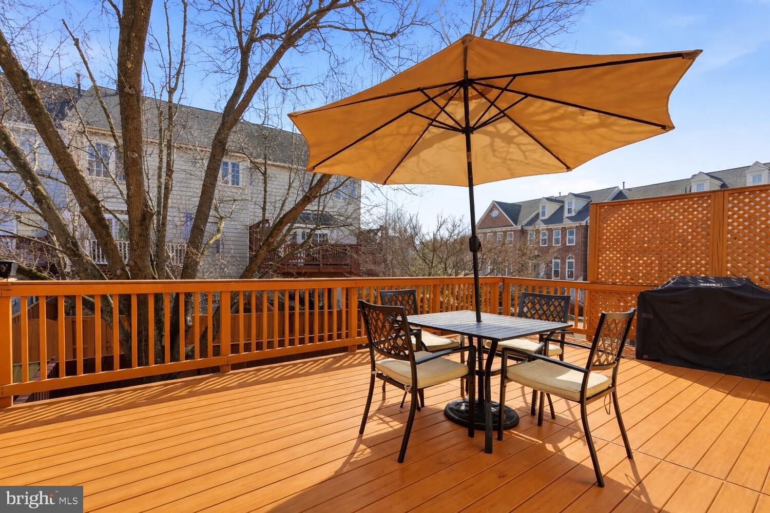 POTOMAC LAKES - Residential