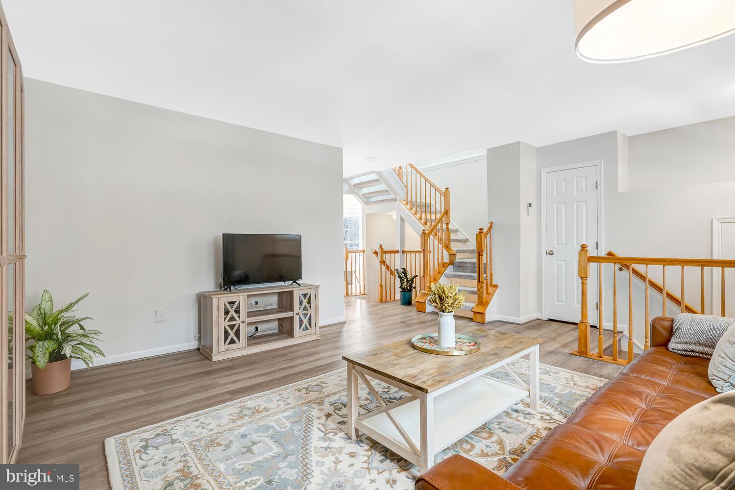 POTOMAC LAKES - Residential