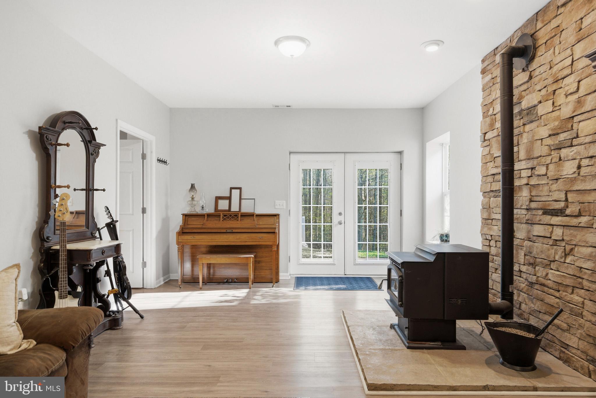 ROBERTS RIDGE - Residential