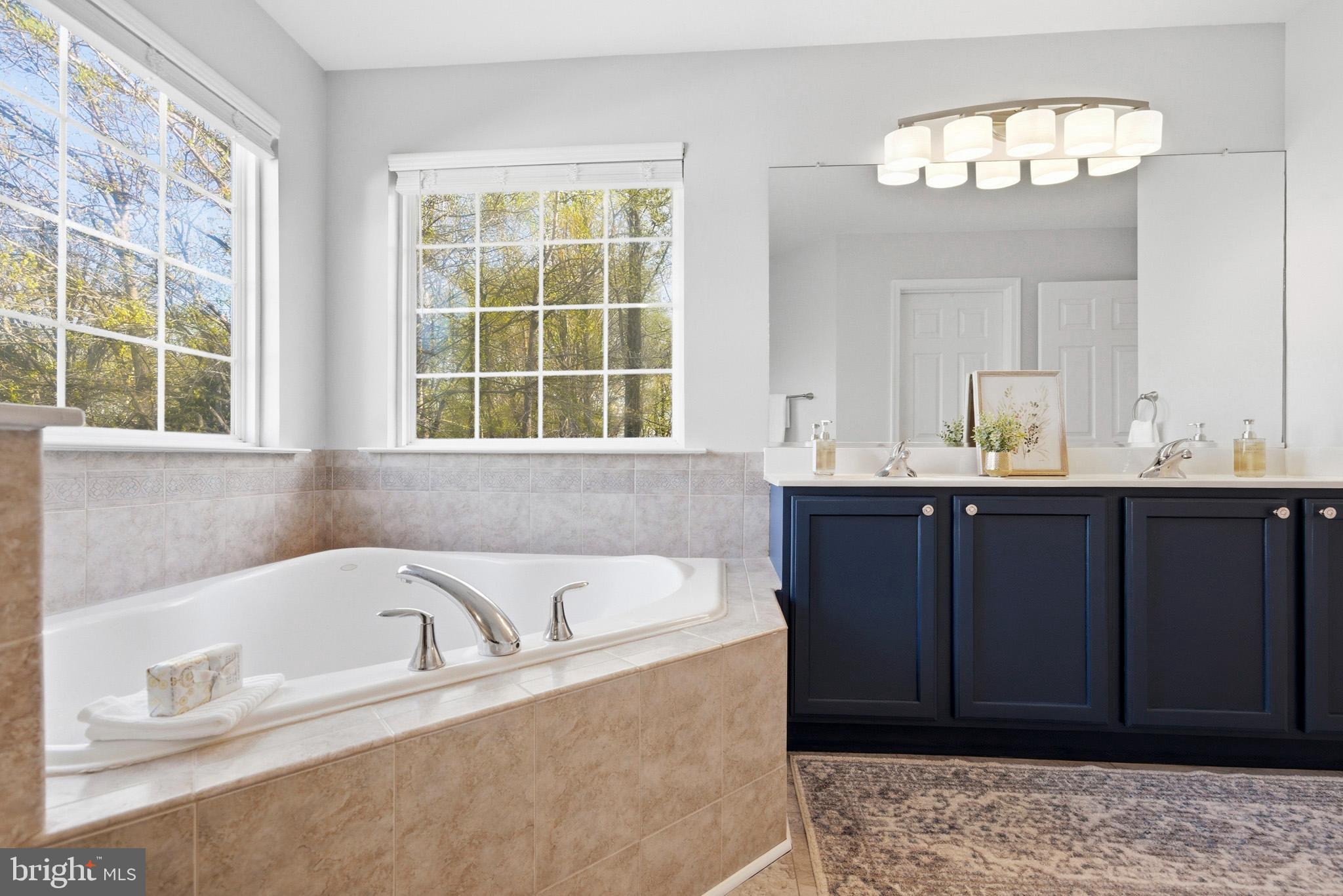 ROBERTS RIDGE - Residential