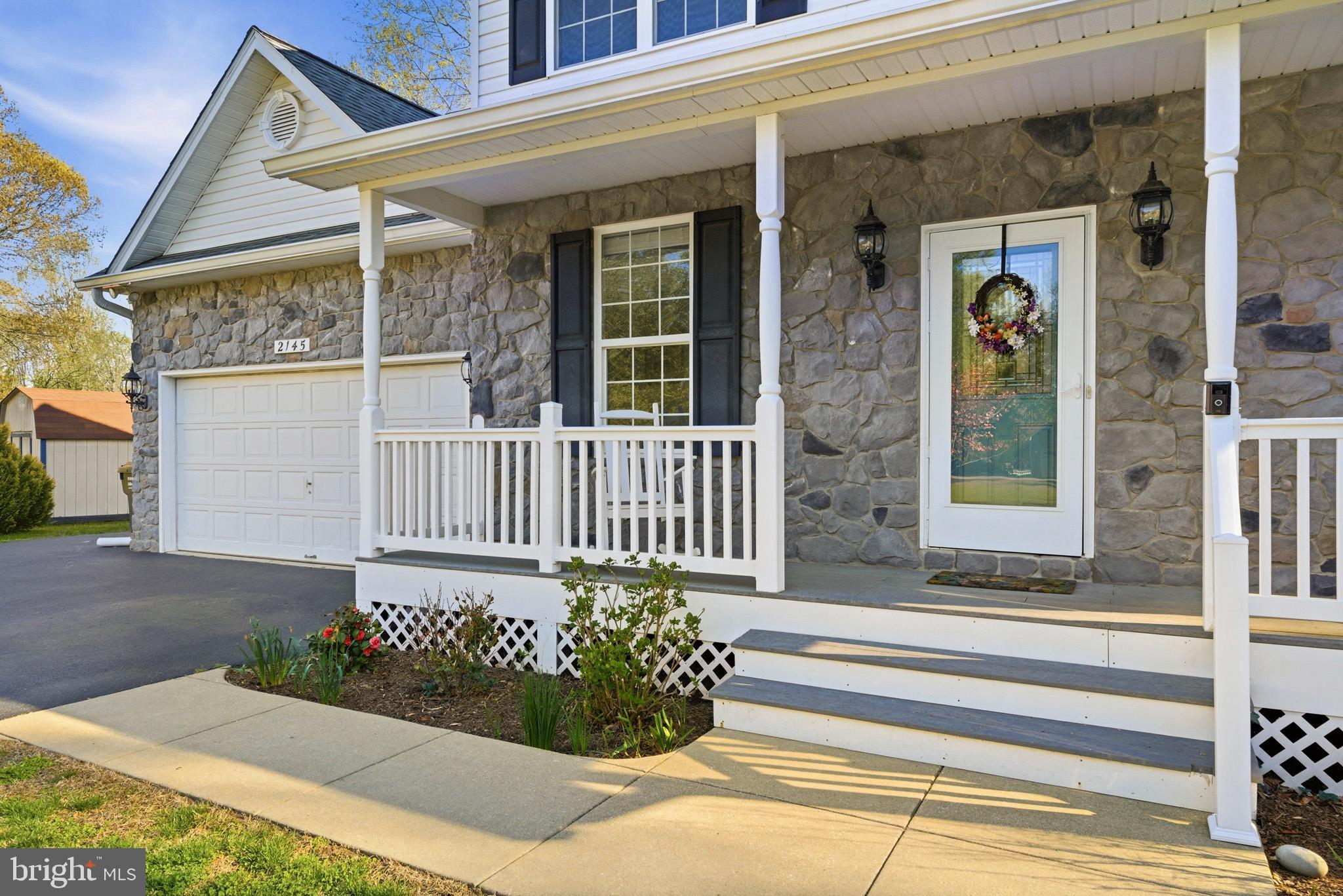 ROBERTS RIDGE - Residential