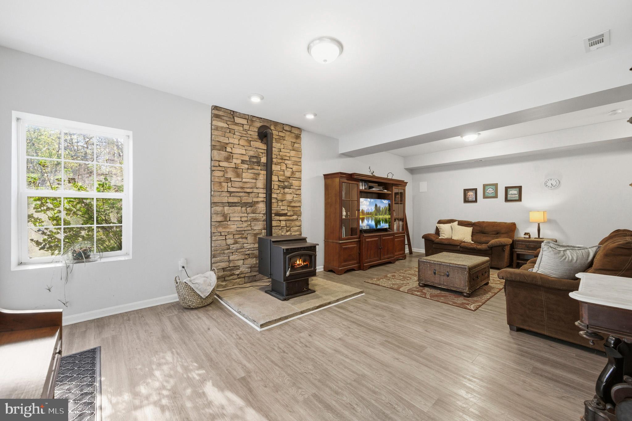 ROBERTS RIDGE - Residential