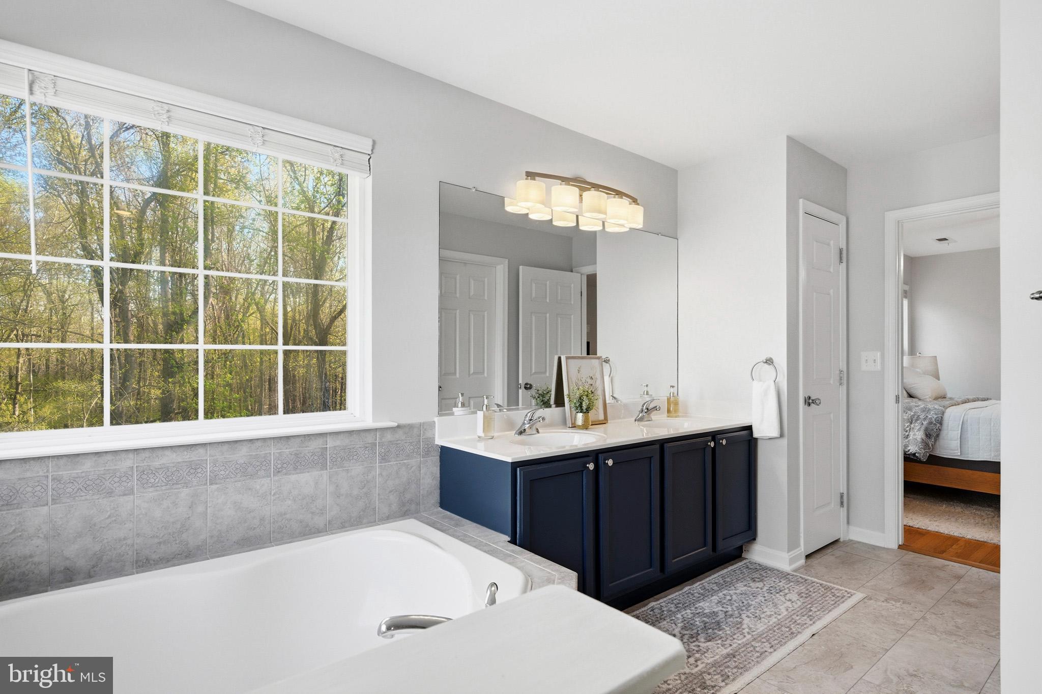 ROBERTS RIDGE - Residential