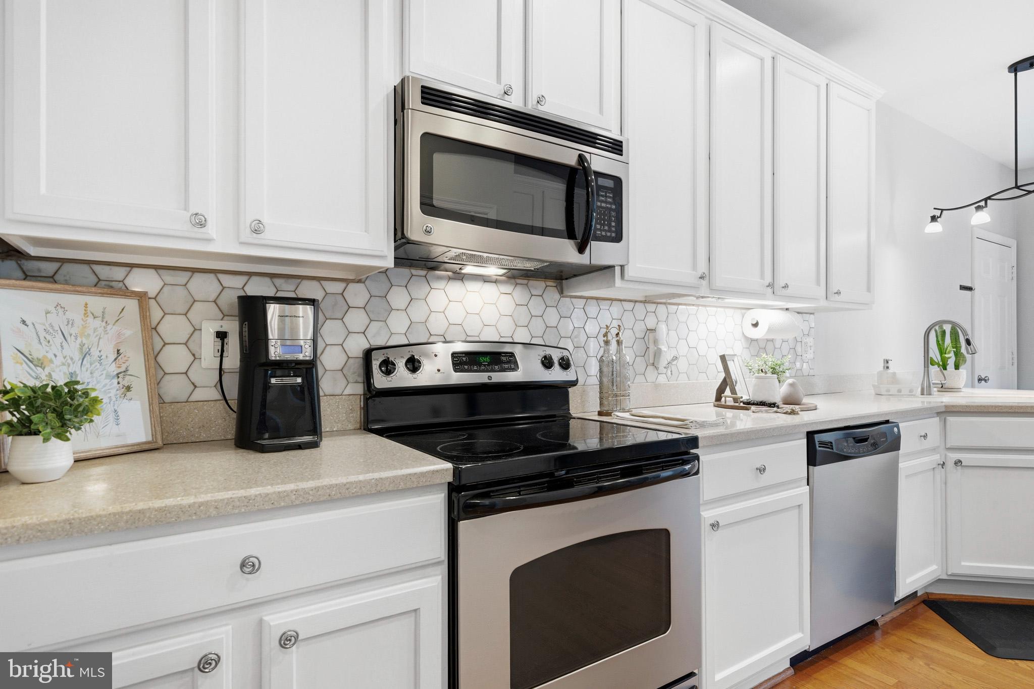 ROBERTS RIDGE - Residential