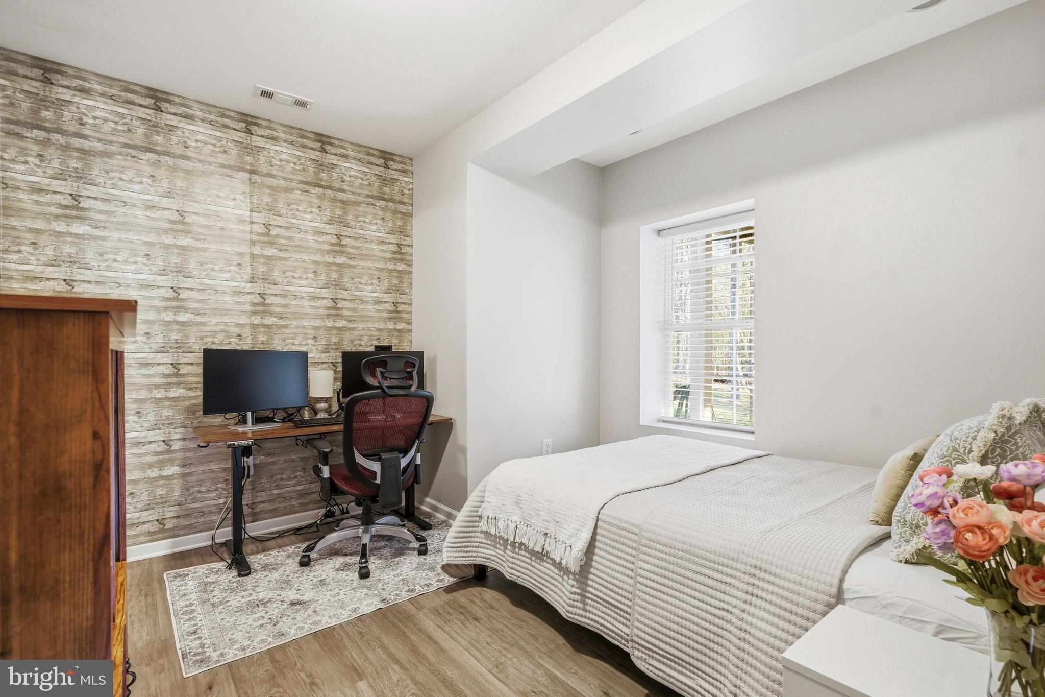 ROBERTS RIDGE - Residential