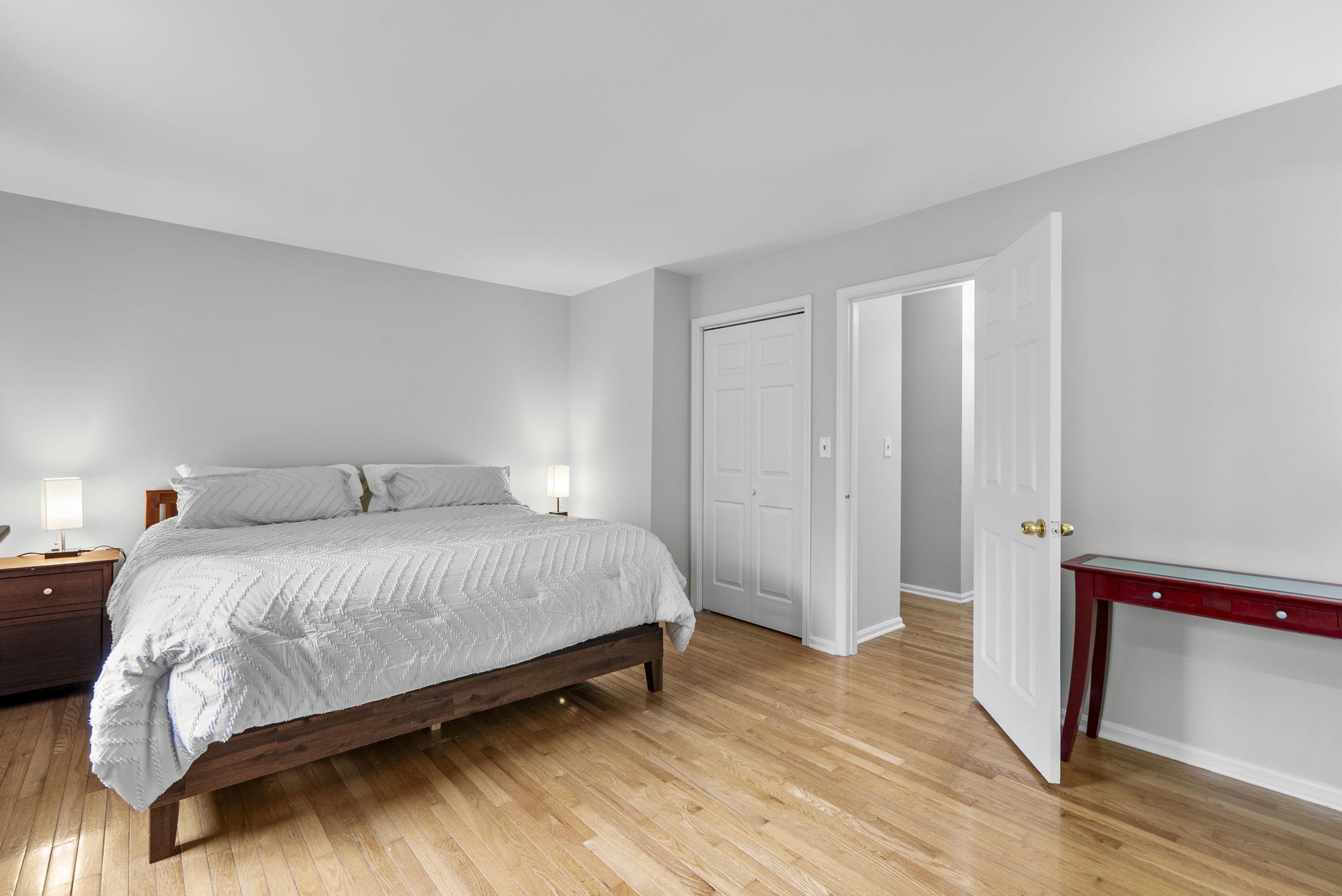 CLARKSBURG - Residential