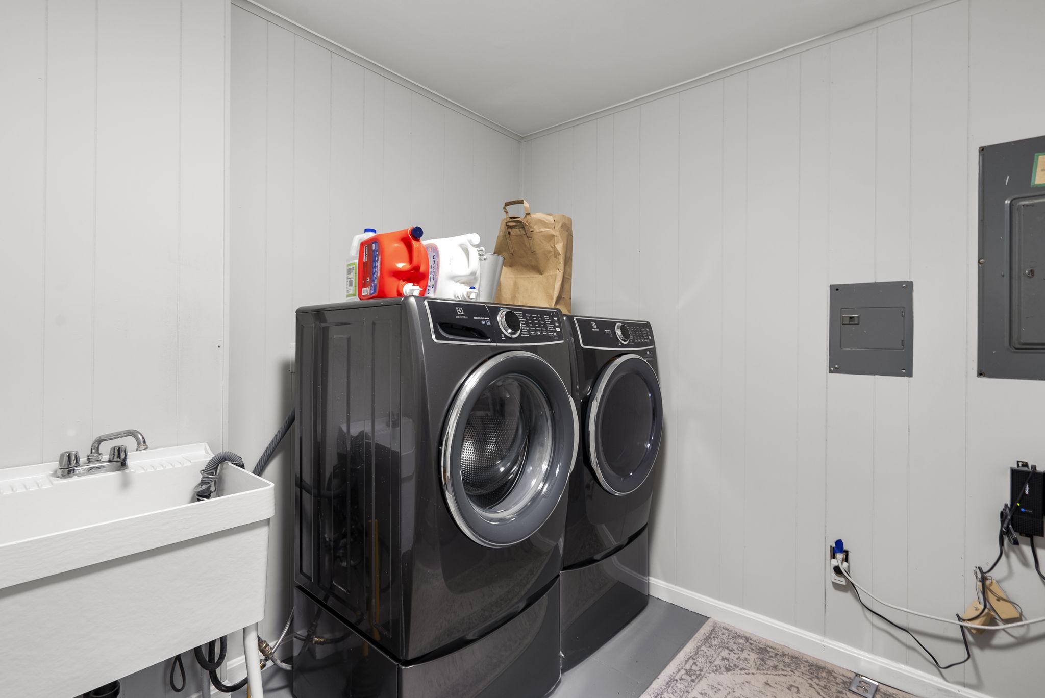 CLARKSBURG - Residential