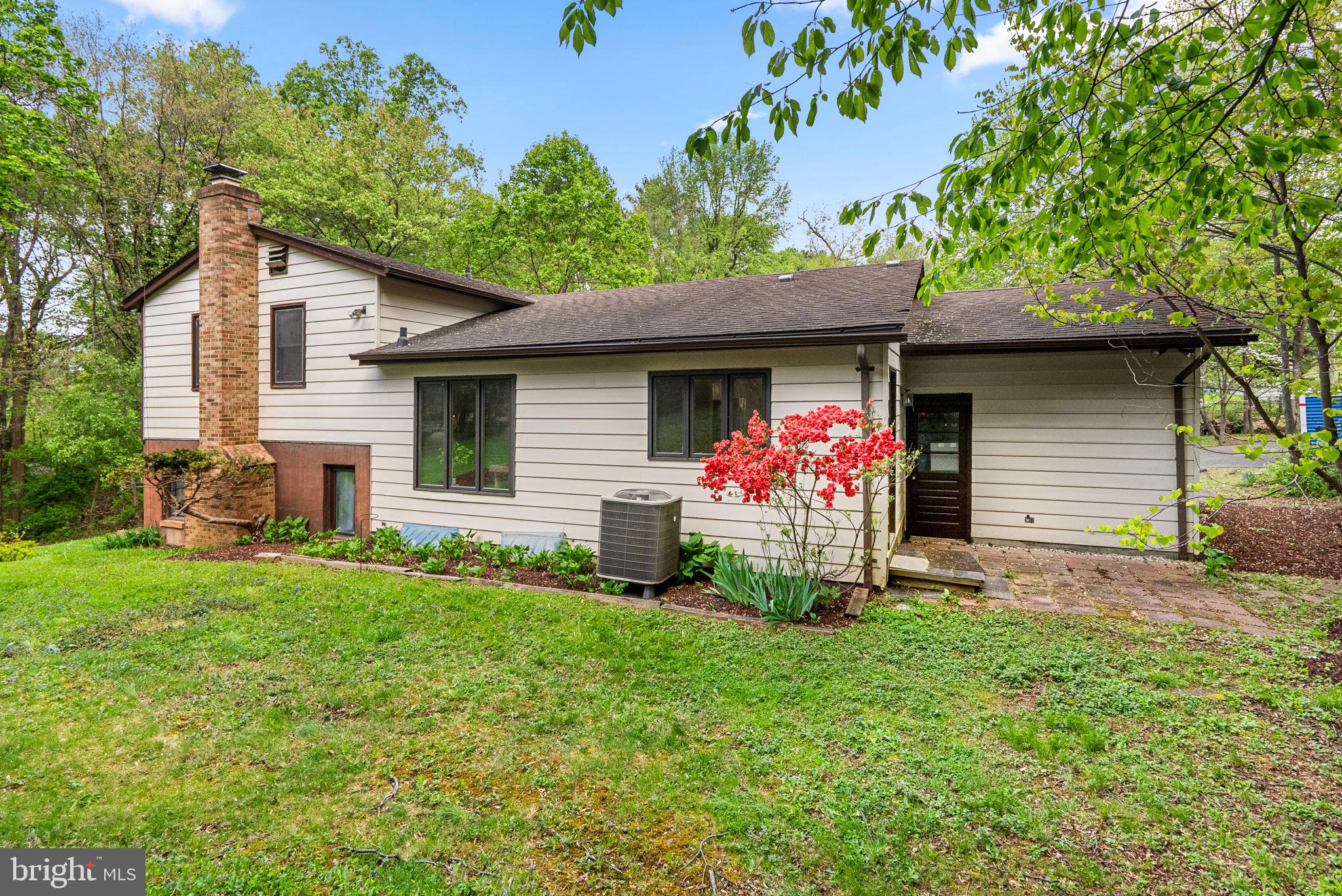 CLARKSBURG - Residential