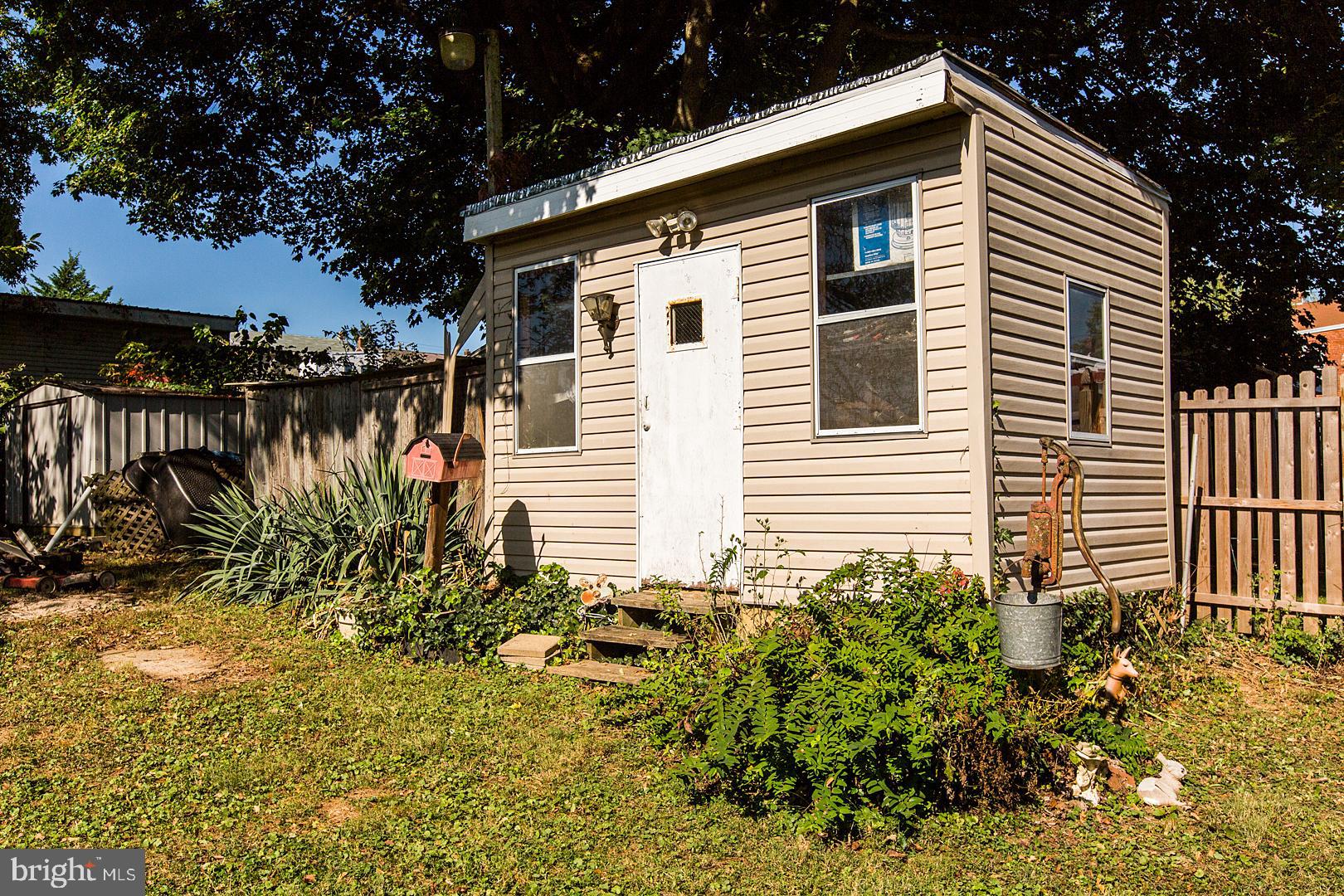 COLUMBIA - Residential