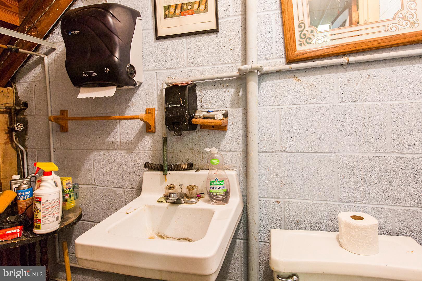 COLUMBIA - Residential