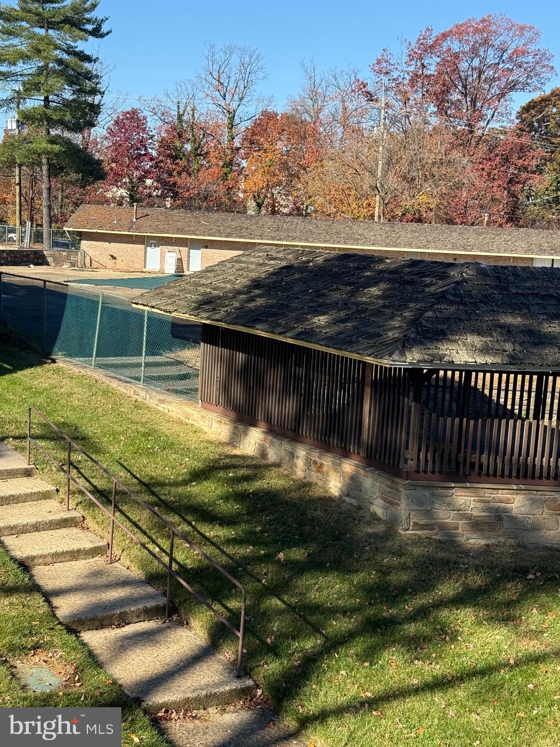 HOLLY HILL CONDOMINIUMS - Residential