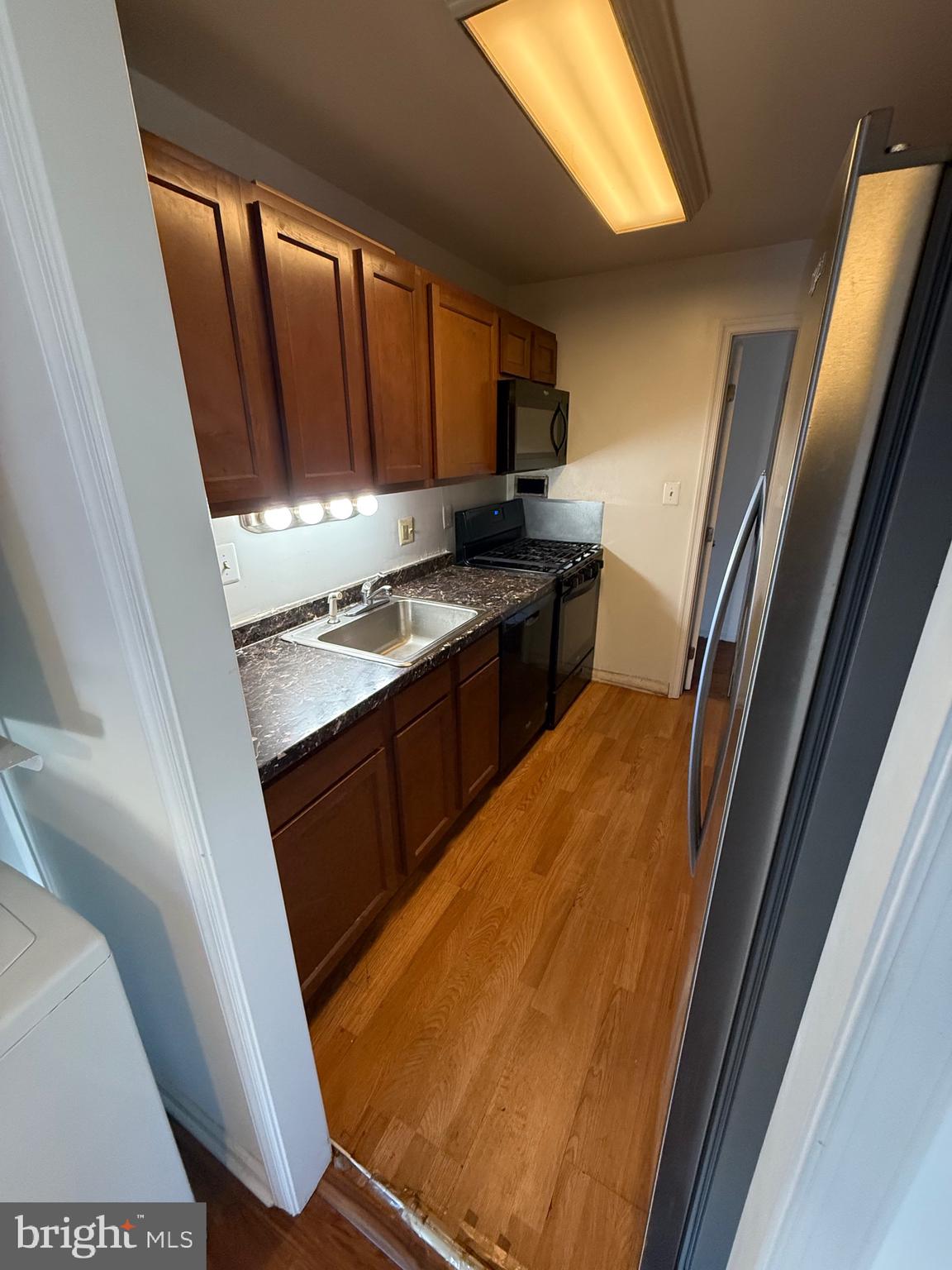 HOLLY HILL CONDOMINIUMS - Residential