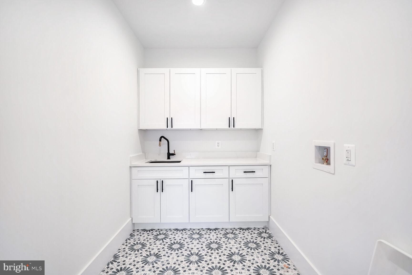 BELLEVUE FOREST - Residential Lease