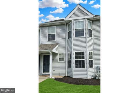 Townhouse For Sale - 249 Thia Court<br/> COATESVILLE, PA 19320