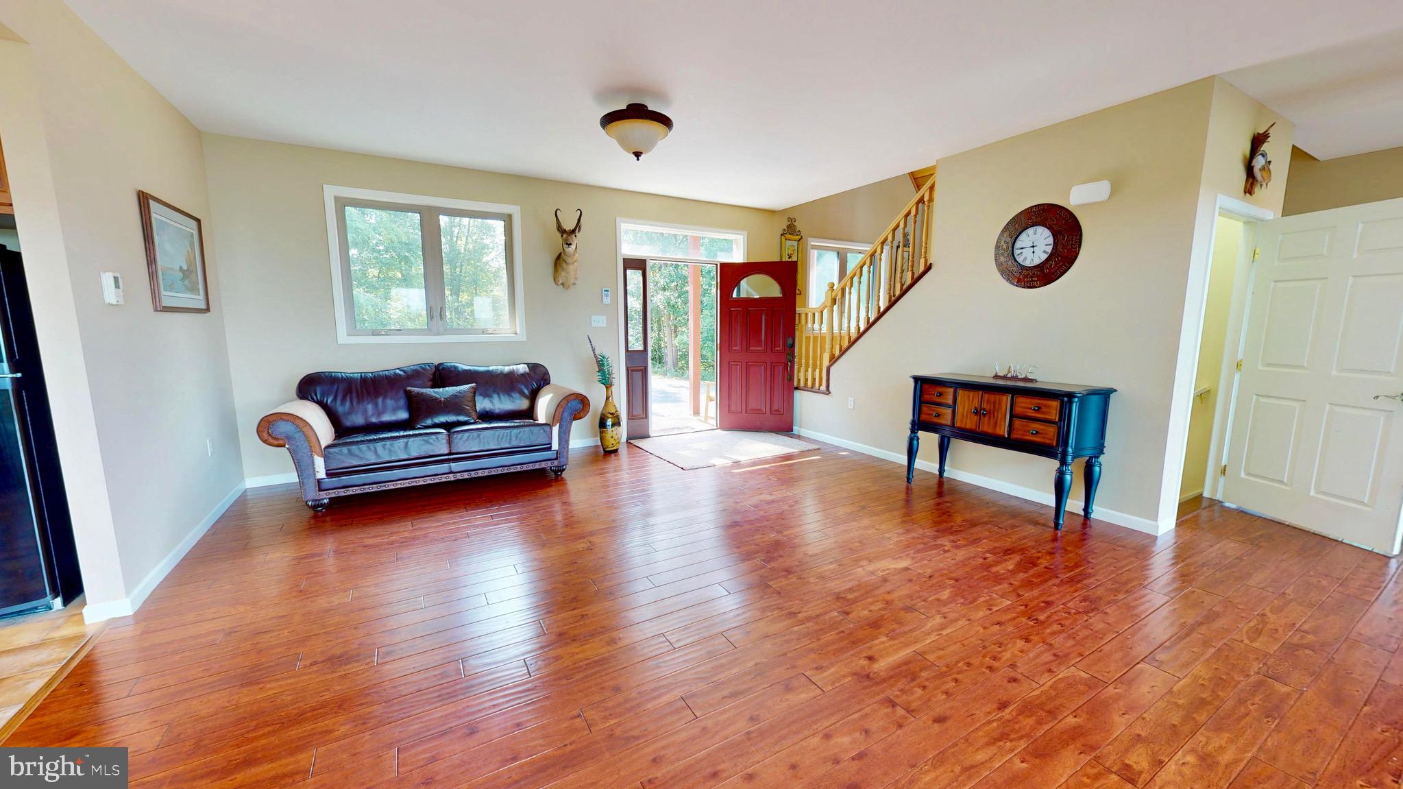 EAGLE'S ROOST - Residential