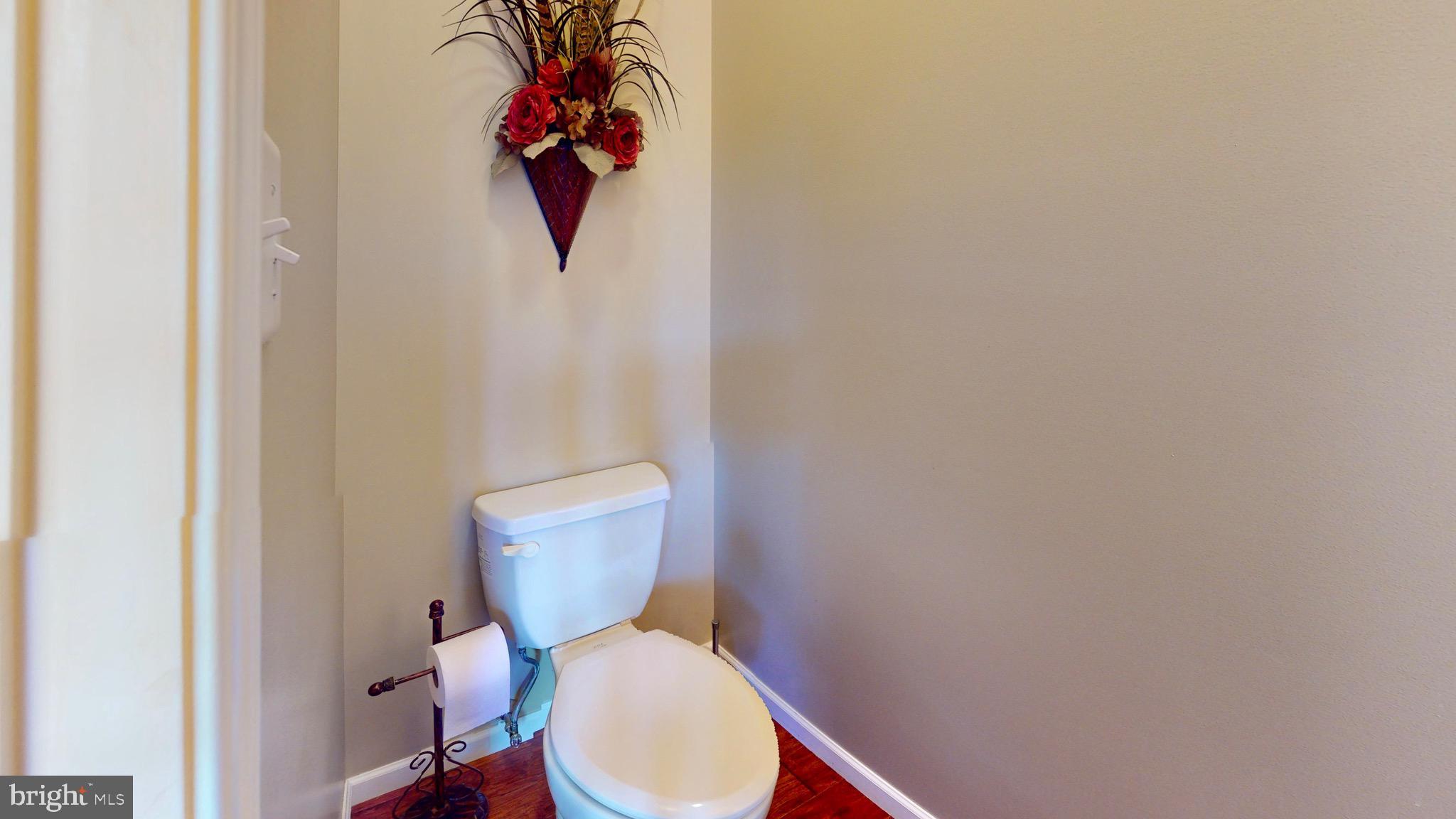 EAGLE'S ROOST - Residential