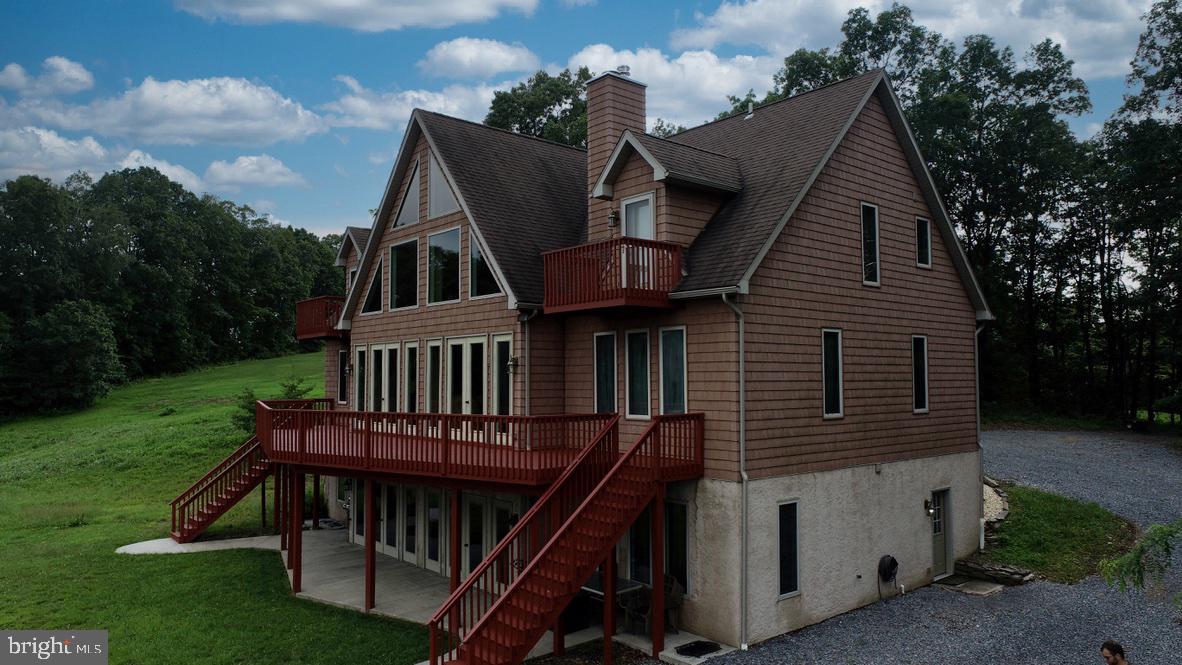 EAGLE'S ROOST - Residential