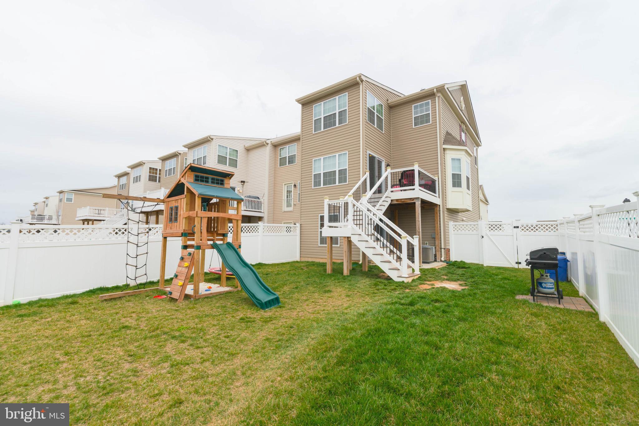 LAKES AT STANSBURY SHORE - Residential