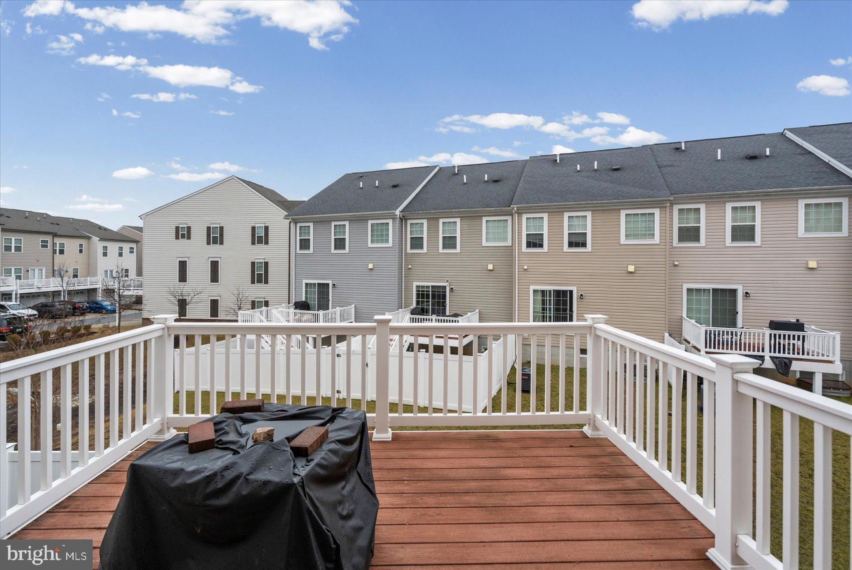 BALLARD GREEN - Residential