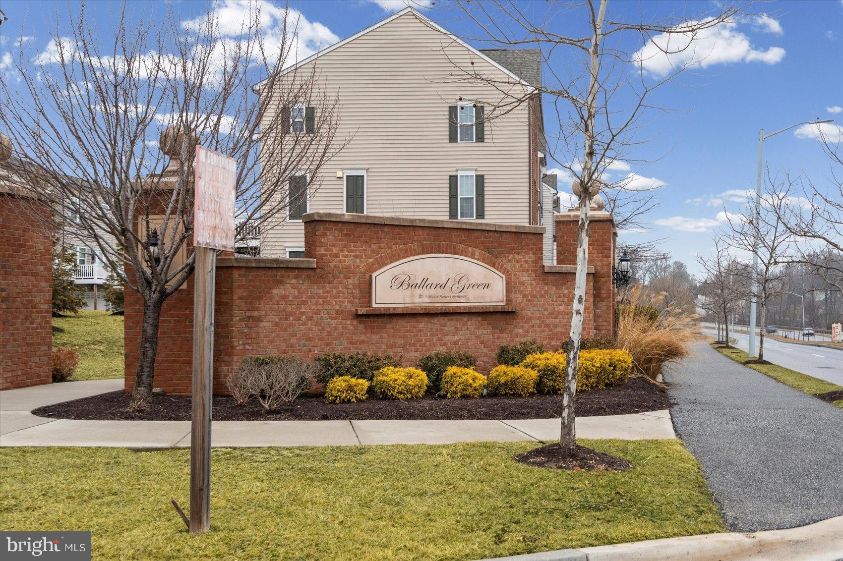 BALLARD GREEN - Residential