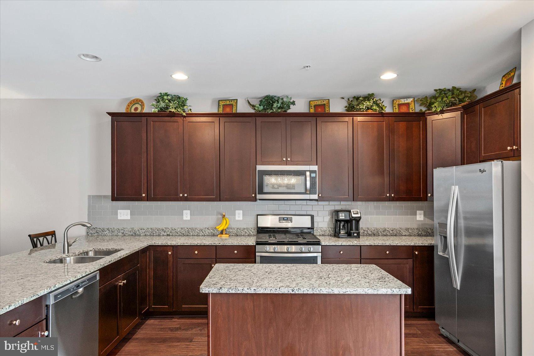 BALLARD GREEN - Residential