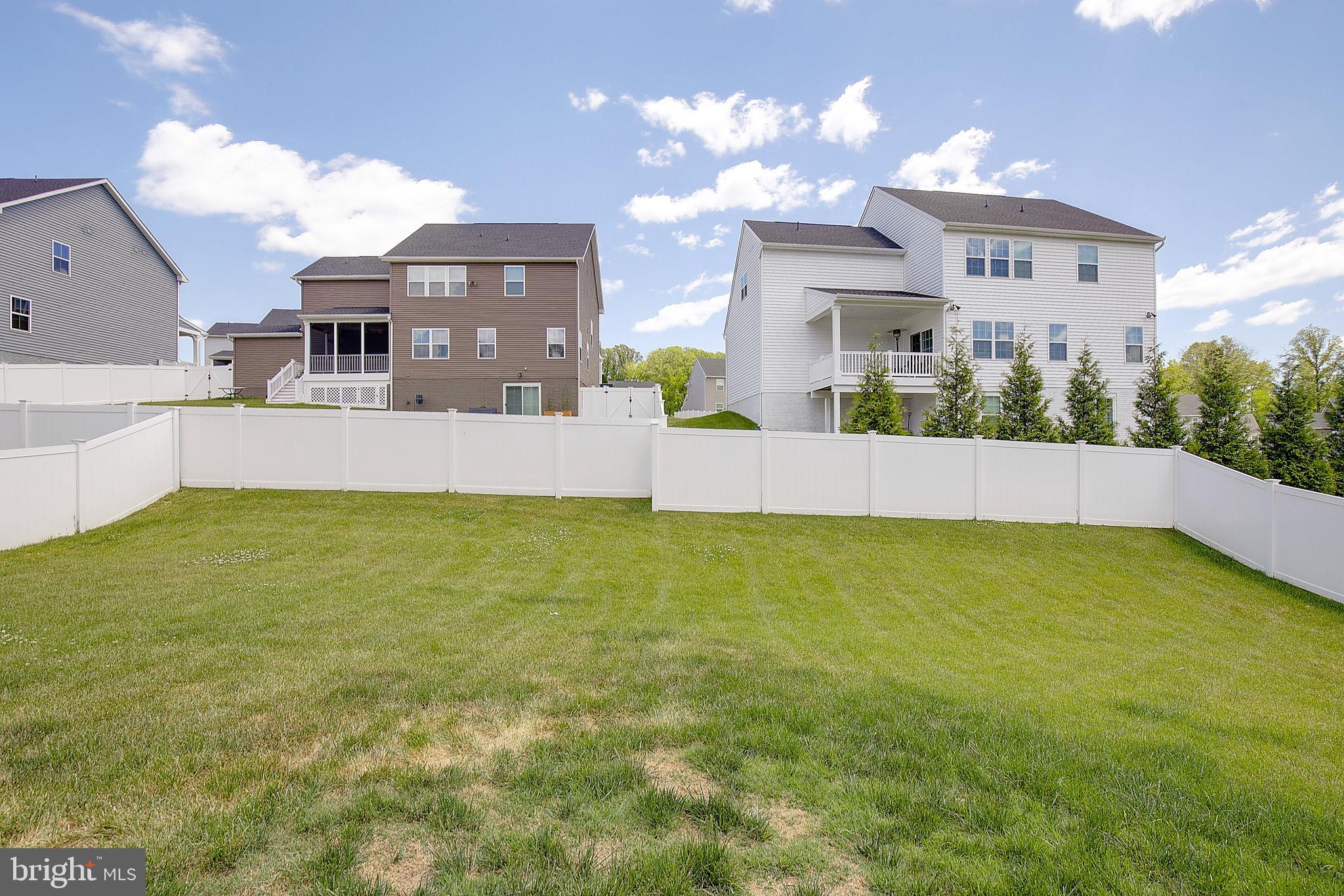HERITAGE WOODS - Residential