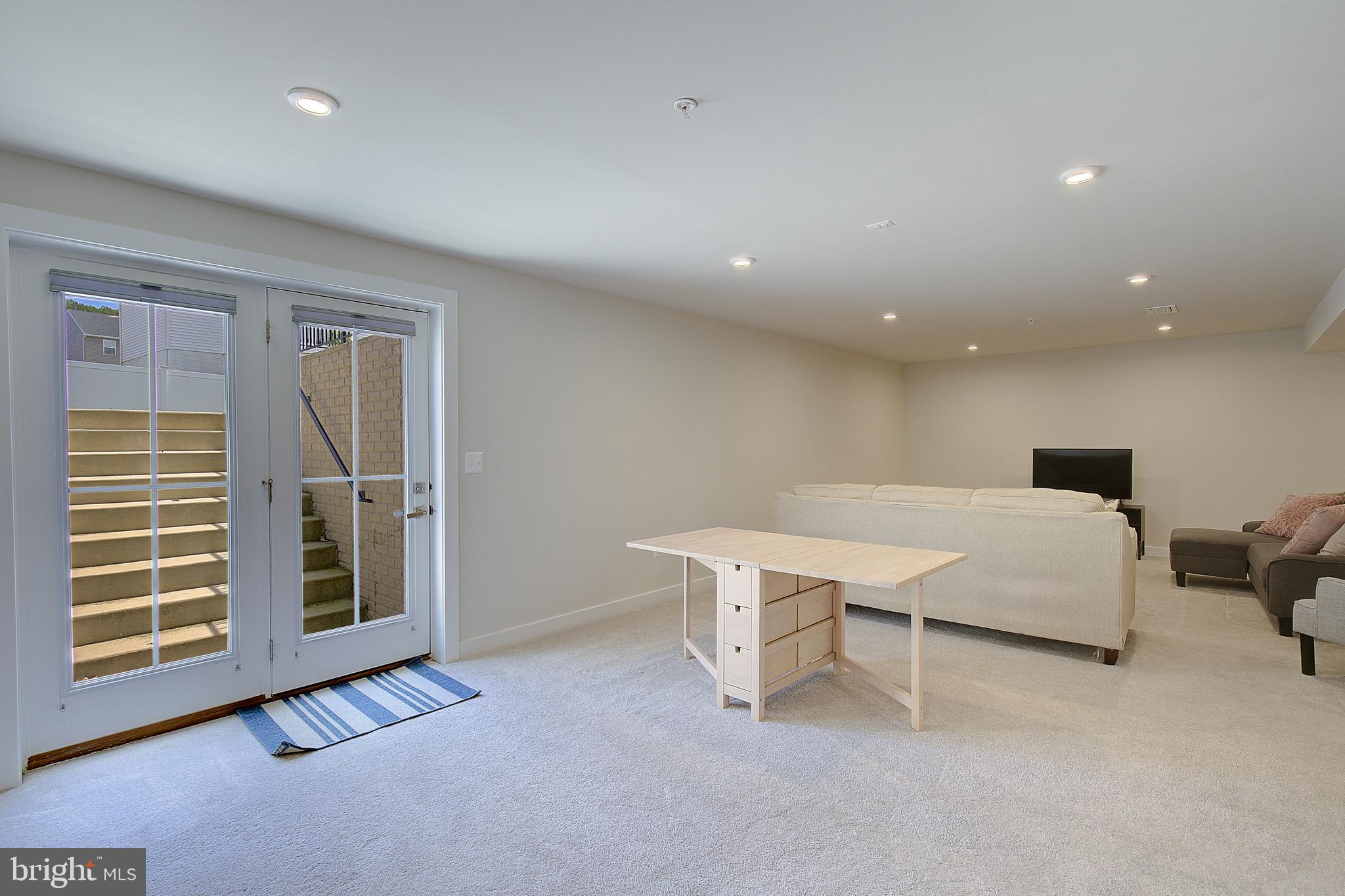 HERITAGE WOODS - Residential