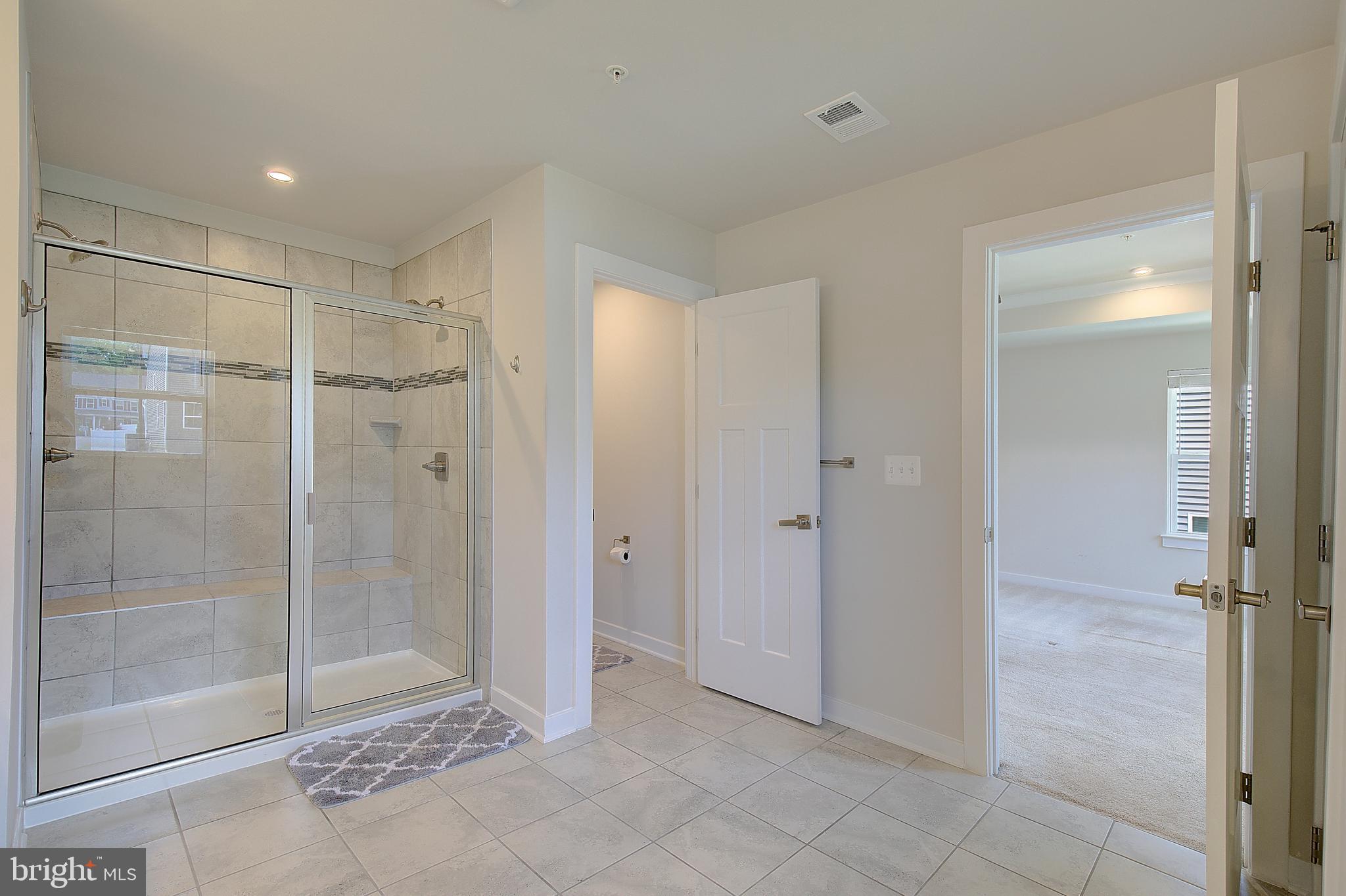 HERITAGE WOODS - Residential