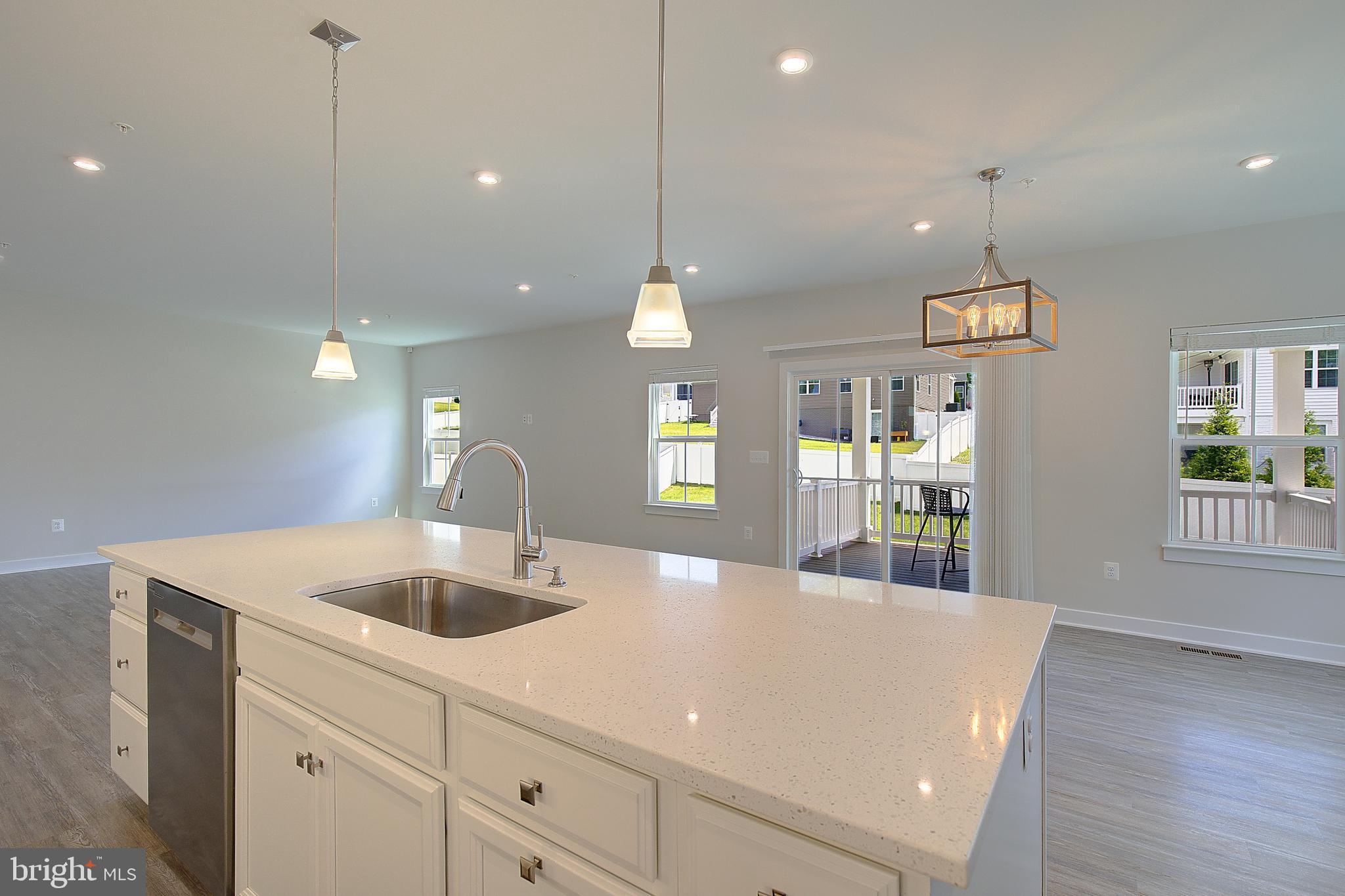 HERITAGE WOODS - Residential