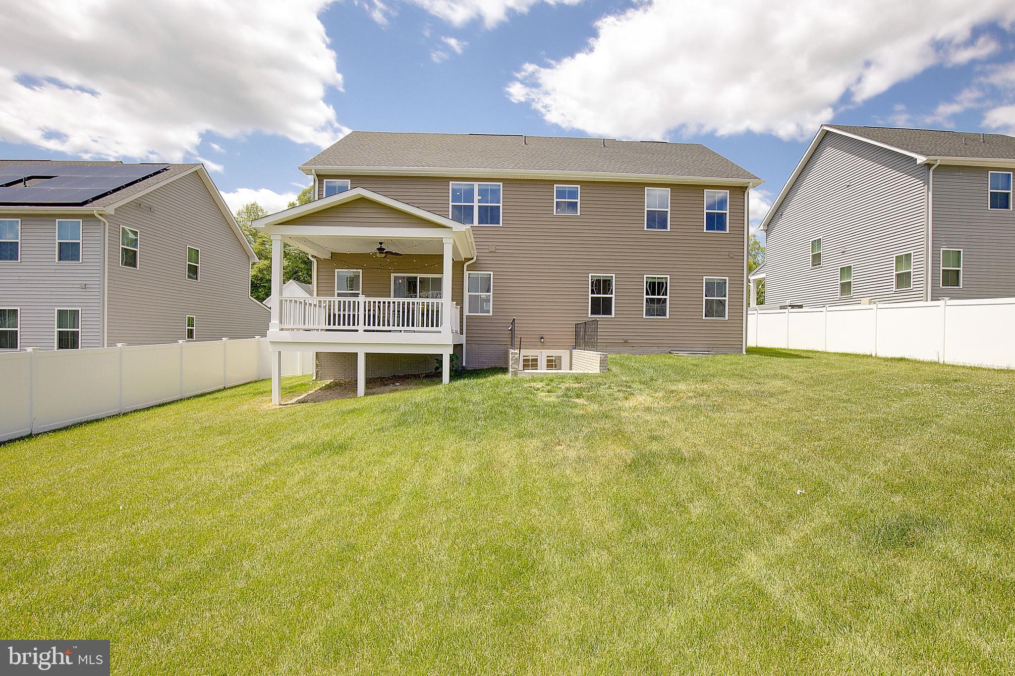 HERITAGE WOODS - Residential