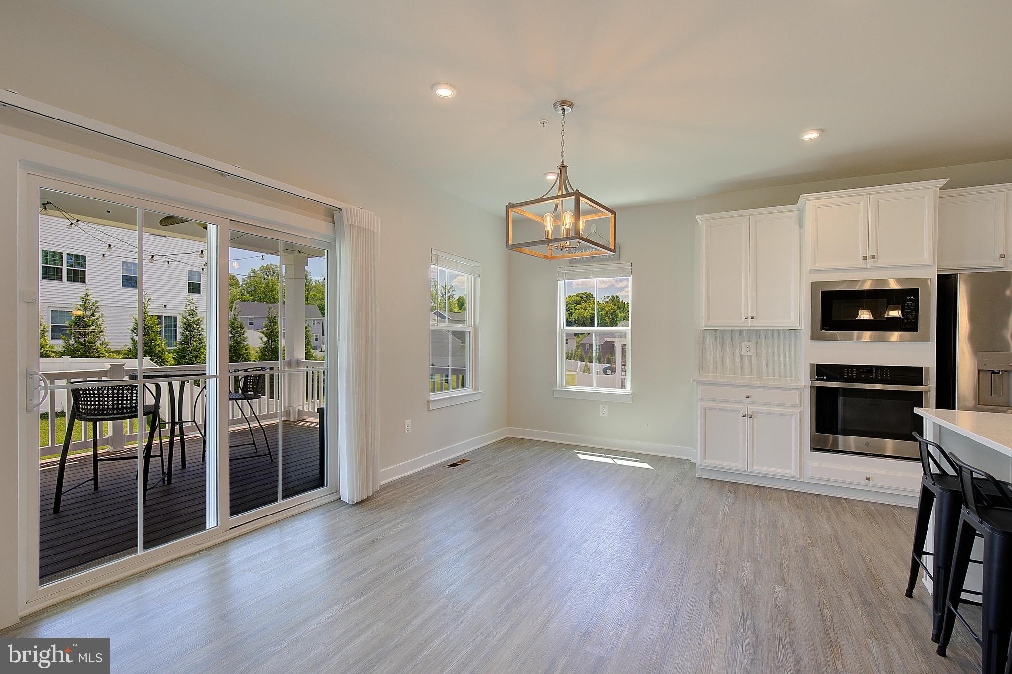 HERITAGE WOODS - Residential