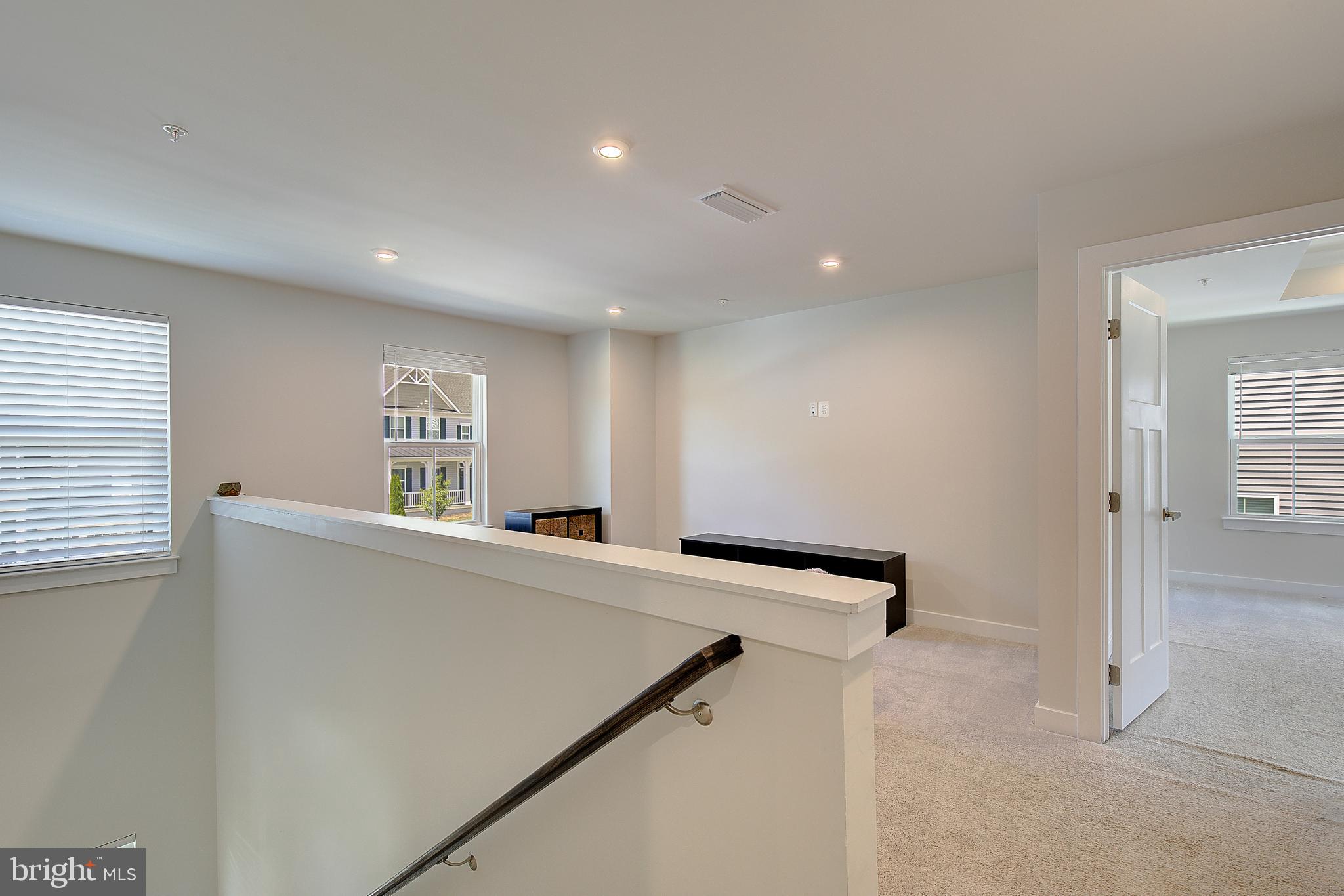 HERITAGE WOODS - Residential