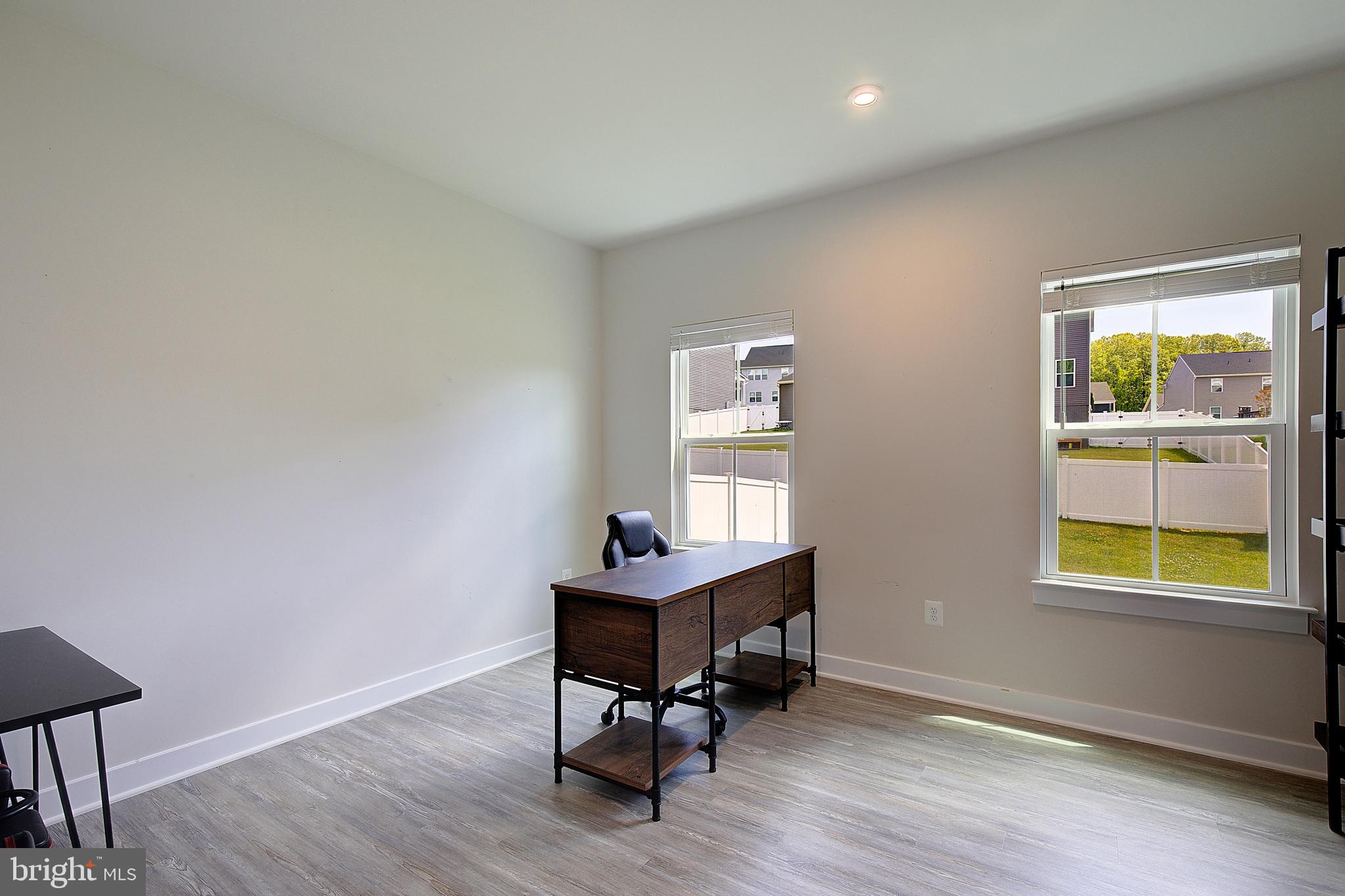 HERITAGE WOODS - Residential