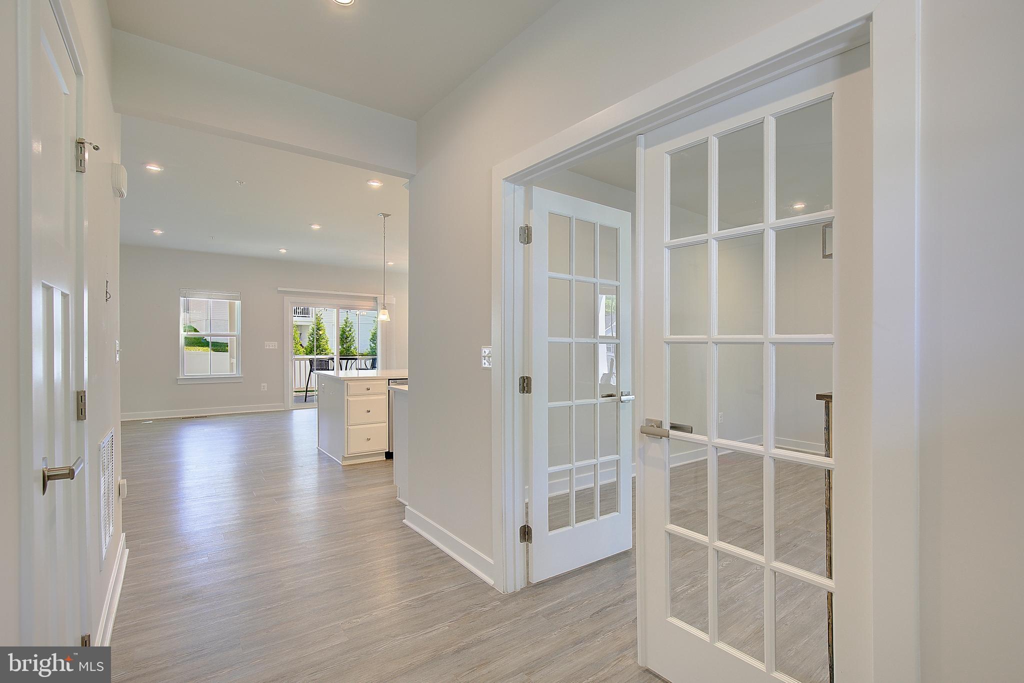 HERITAGE WOODS - Residential