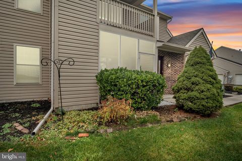 18 WILTSHIRE EAST STREET CARLISLE PA 17015