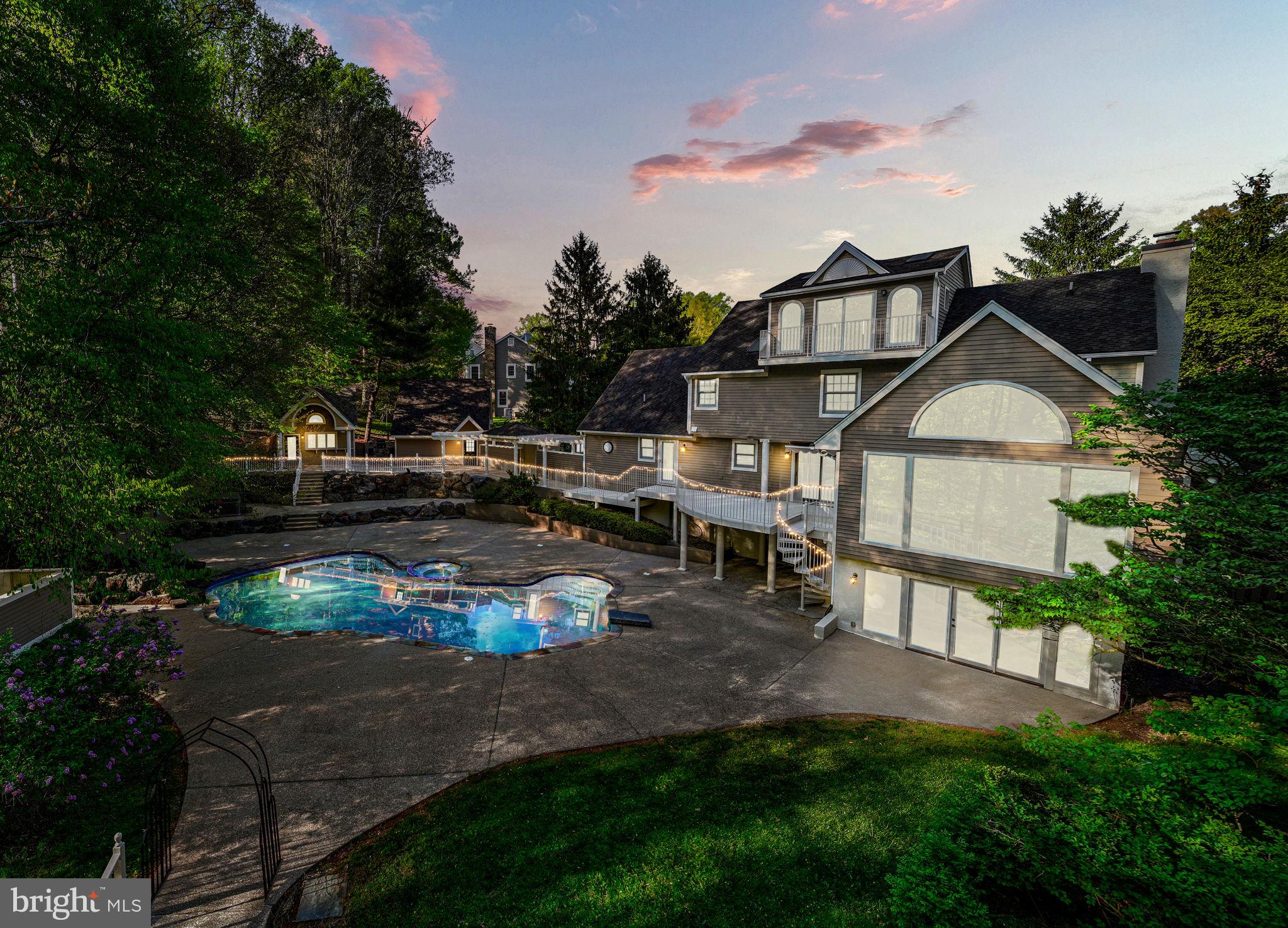 SOMERSET LAKE - Residential