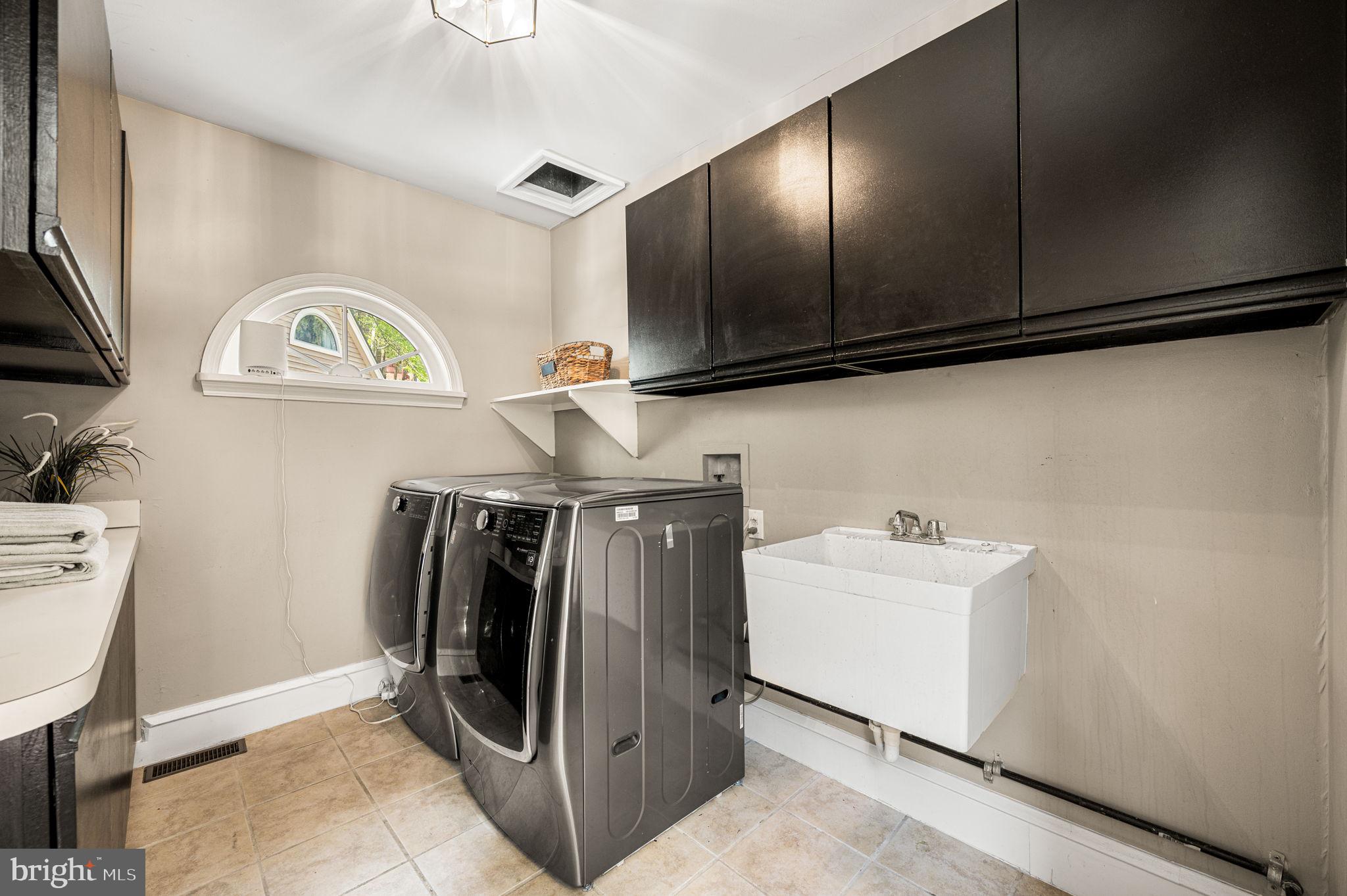 SOMERSET LAKE - Residential