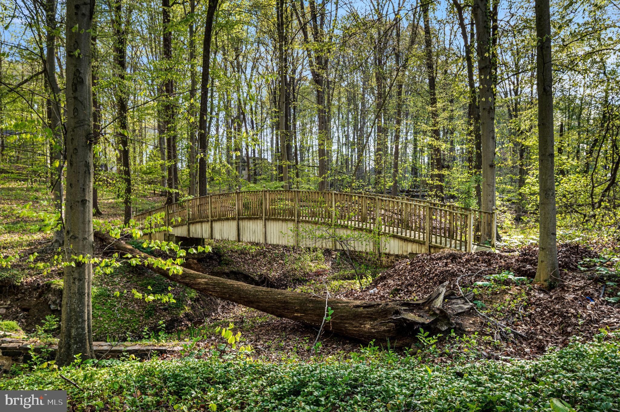 SOMERSET LAKE - Residential